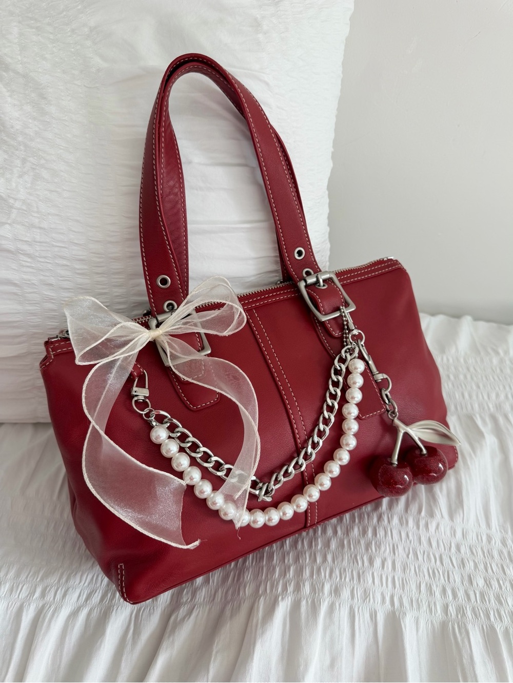 Vintage Coach Red Leather Hampton Shoulder Bag